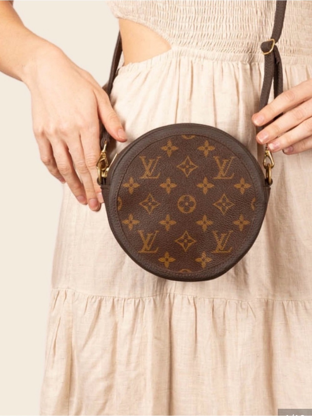 Stunning & Chic Louis Vuitton Monogram Round Crossbody Bag by Vintage Boho Bags